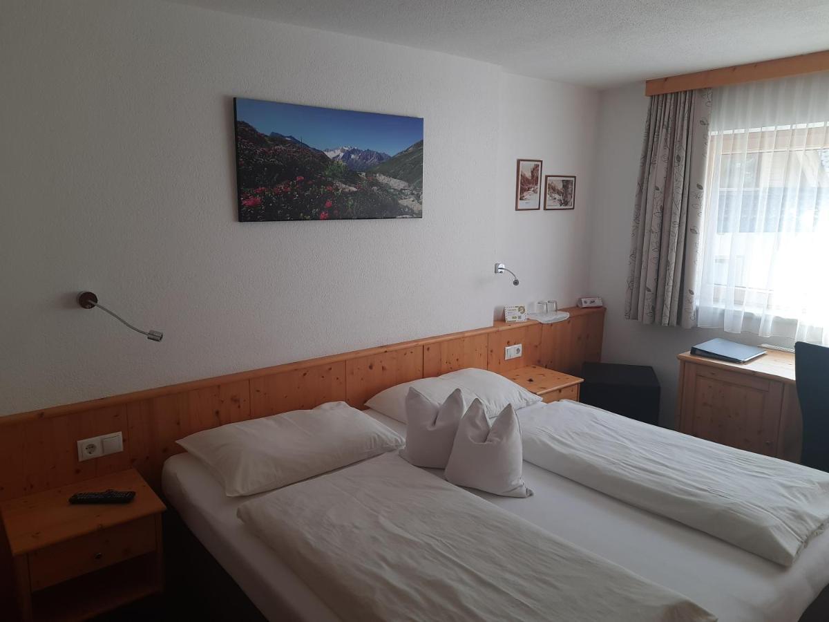 Bed and Breakfast Gruenwaldhof Тукс Экстерьер фото