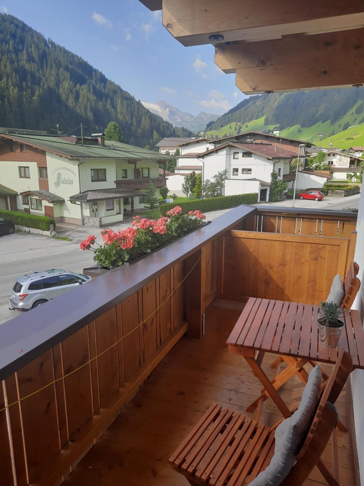 Bed and Breakfast Gruenwaldhof Тукс Экстерьер фото